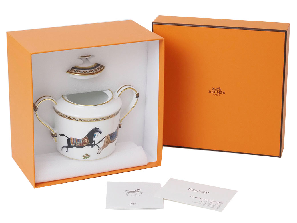 【新品未使用】HERMES エルメス シュガーボックス 小物入れ エルメス シュガーボックス 小物入れ フェルト グレー A3651066