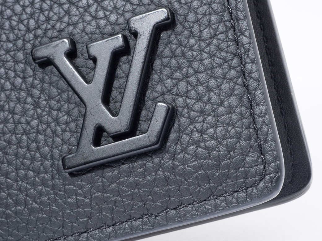 専用☆彡 限定お値下げ中‼️ルイ・ヴィトン　名刺入れ LOUIS VUITTON - みい様専用 本日限定大幅値下げ ルイヴィトン 名刺