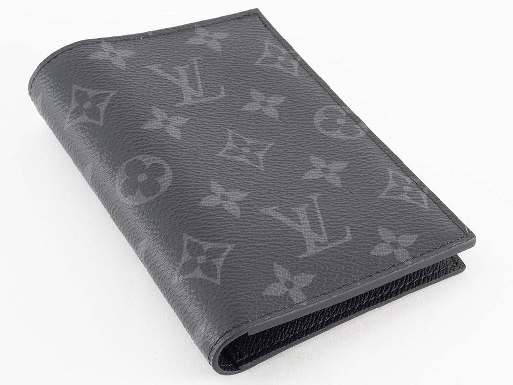 LOUIS VUITTON（ルイ・ヴィトン） パスポートカバー クーヴェル 