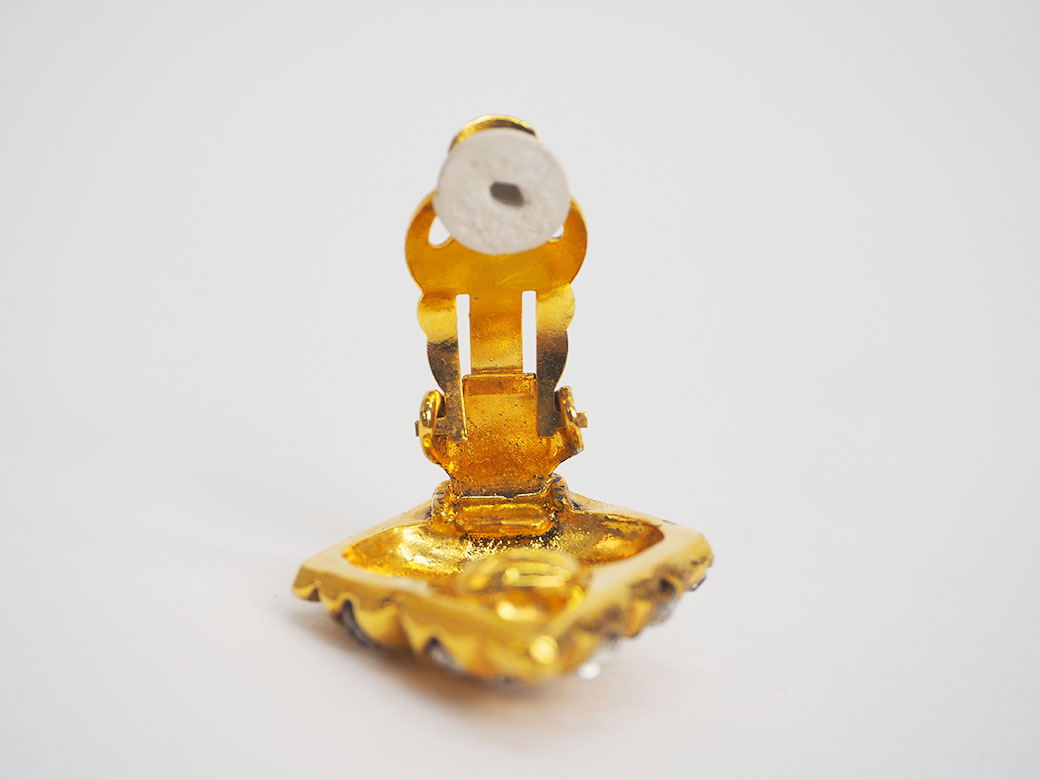 CHANEL(シャネル) ヴィンテージ ひし形 マトラッセ ストーン CHANEL(シャネル) ヴィンテージ ひし形 マトラッセ ストーン