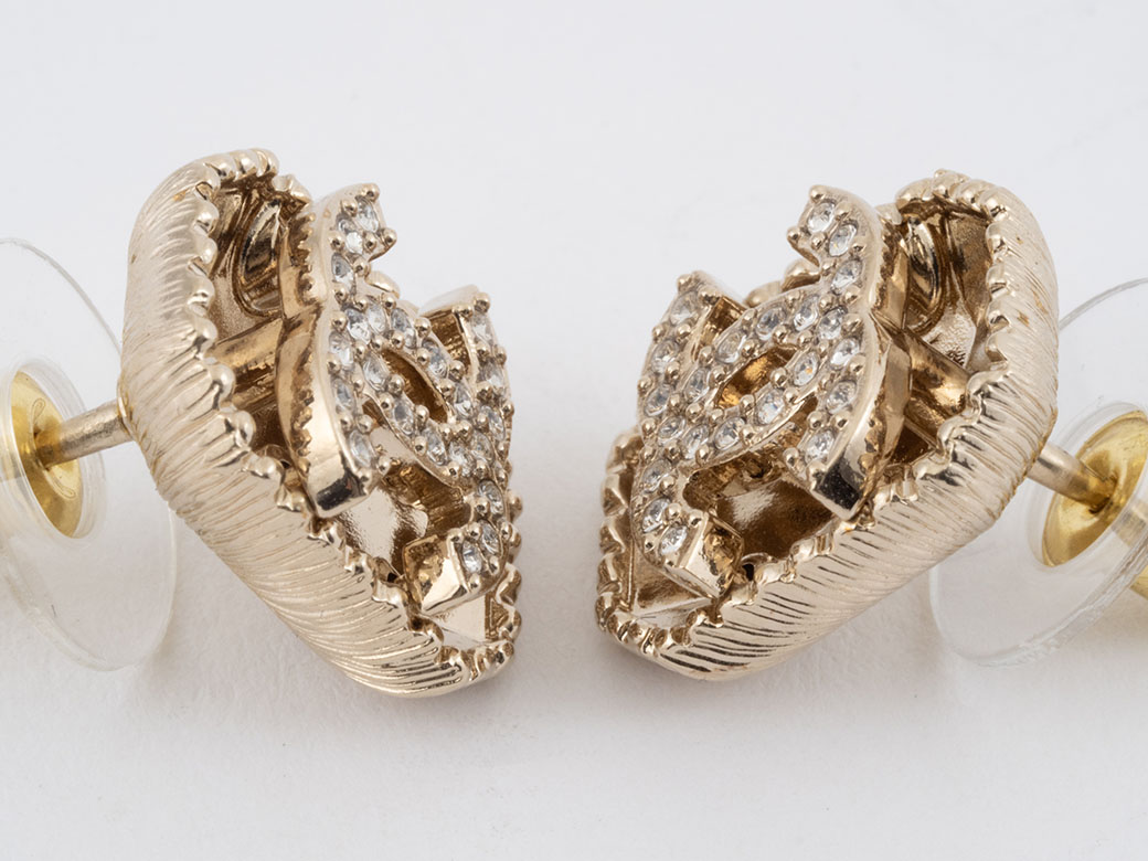 CHANEL（シャネル） ラインストーン ココ ピアス ゴールド 金属xライン