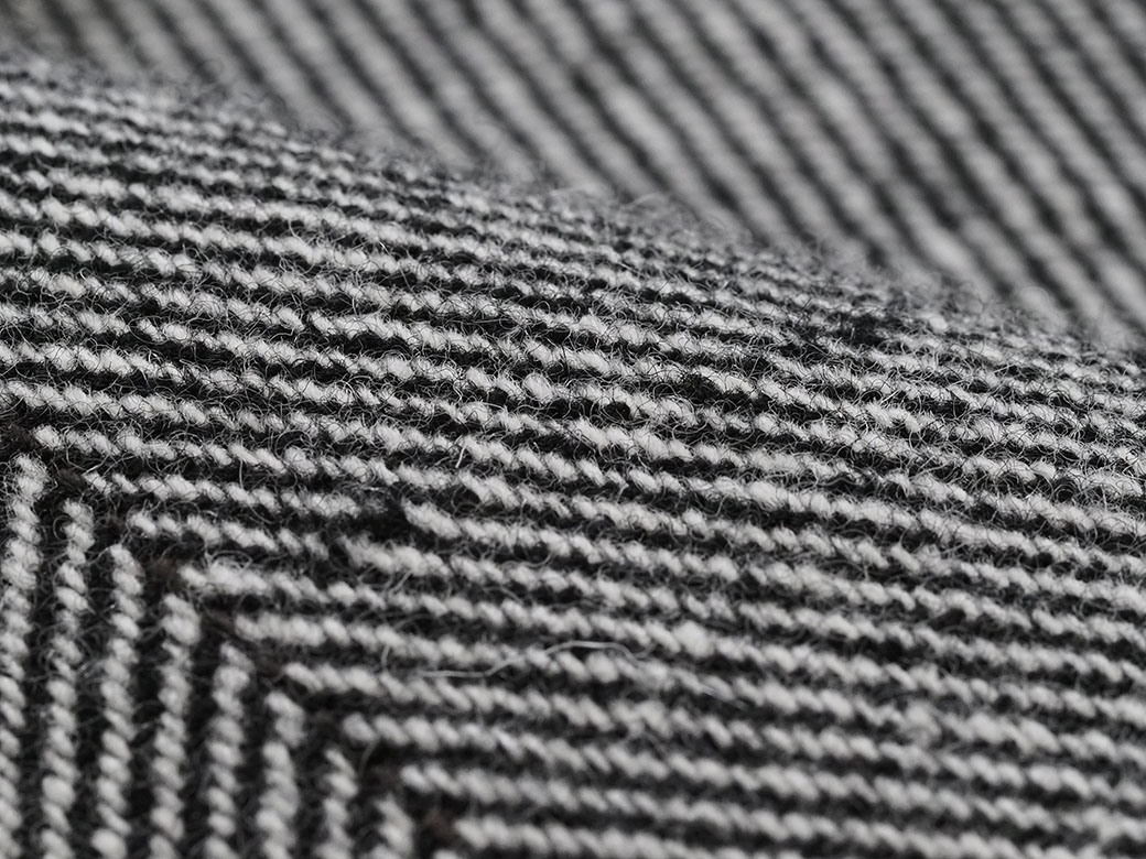 ワイズ ヘリンボーン ストライプ ウールコート グレー YJ-C11-110-01