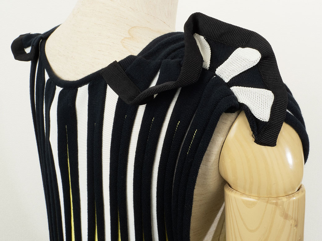 エムエスジーエム MSGM ノースリーブ プルオーバー カットソー 