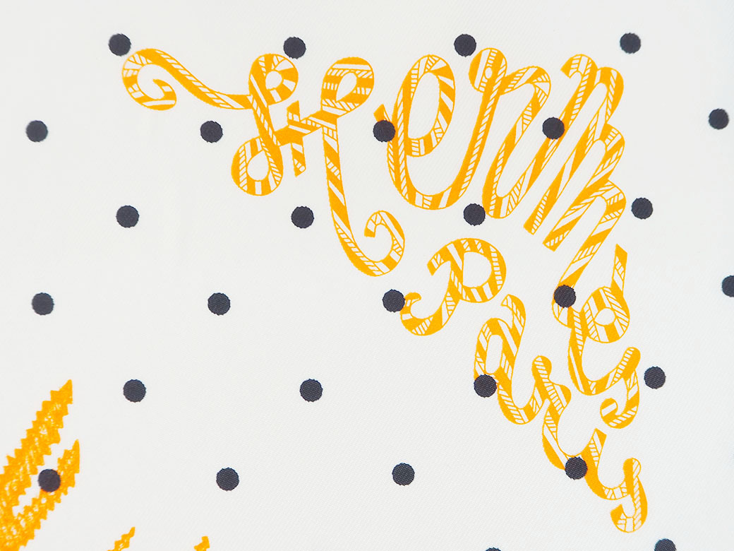 エルメス カレ90 スカーフ 羽と羽飾り PLUMETS ET PANACHES ホワイト  