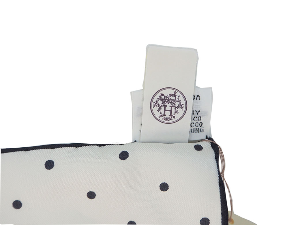 HERMES（エルメス） カレ 90 カレ90 スカーフ 羽と羽飾り PLUMETS ET