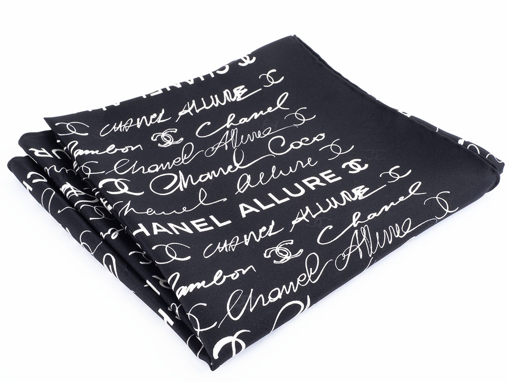 【超美品】CHANEL ロゴ シルク スカーフ CHANEL(シャネル) スカーフ美品 - ロゴ
