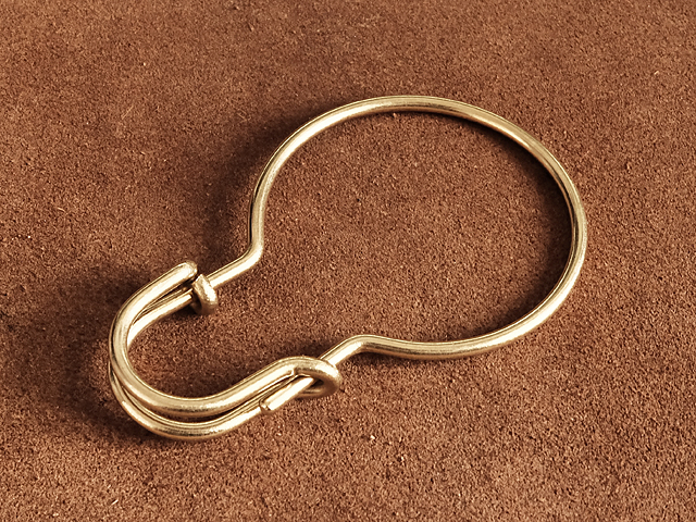 真鍮 セーフティピン キーホルダー（ゴールド）ブラス 金色 ダブル