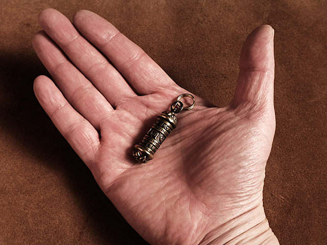 古玩銅器宝瓶箇性仏系純銅六字真言仏舎利塔ガ烏箱掛飾ペンダント 古玩銅器宝瓶箇性仏系純銅六字真言仏舎利塔ガ烏