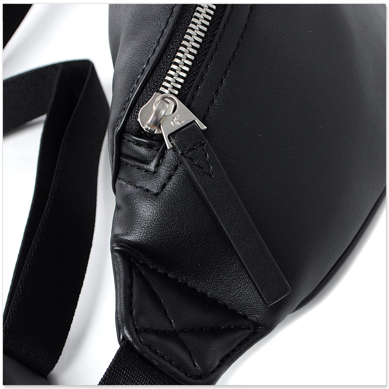 Calvin Klein Jeans（カルバンクラインジーンズ） カルバンクライン