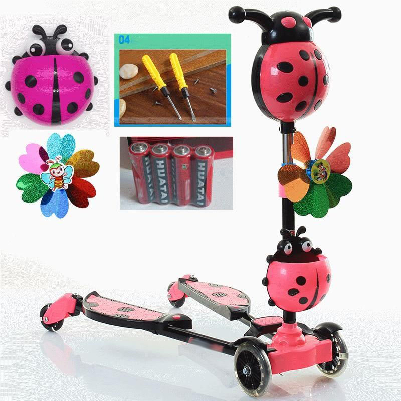 送料無料 キックボード 子供 4輪 光るホイール 音楽 キックスケーター 子供用 キックスクーター 左右独立 ブレーキ付 高さ調節 安全設計 かわいい |  | 03