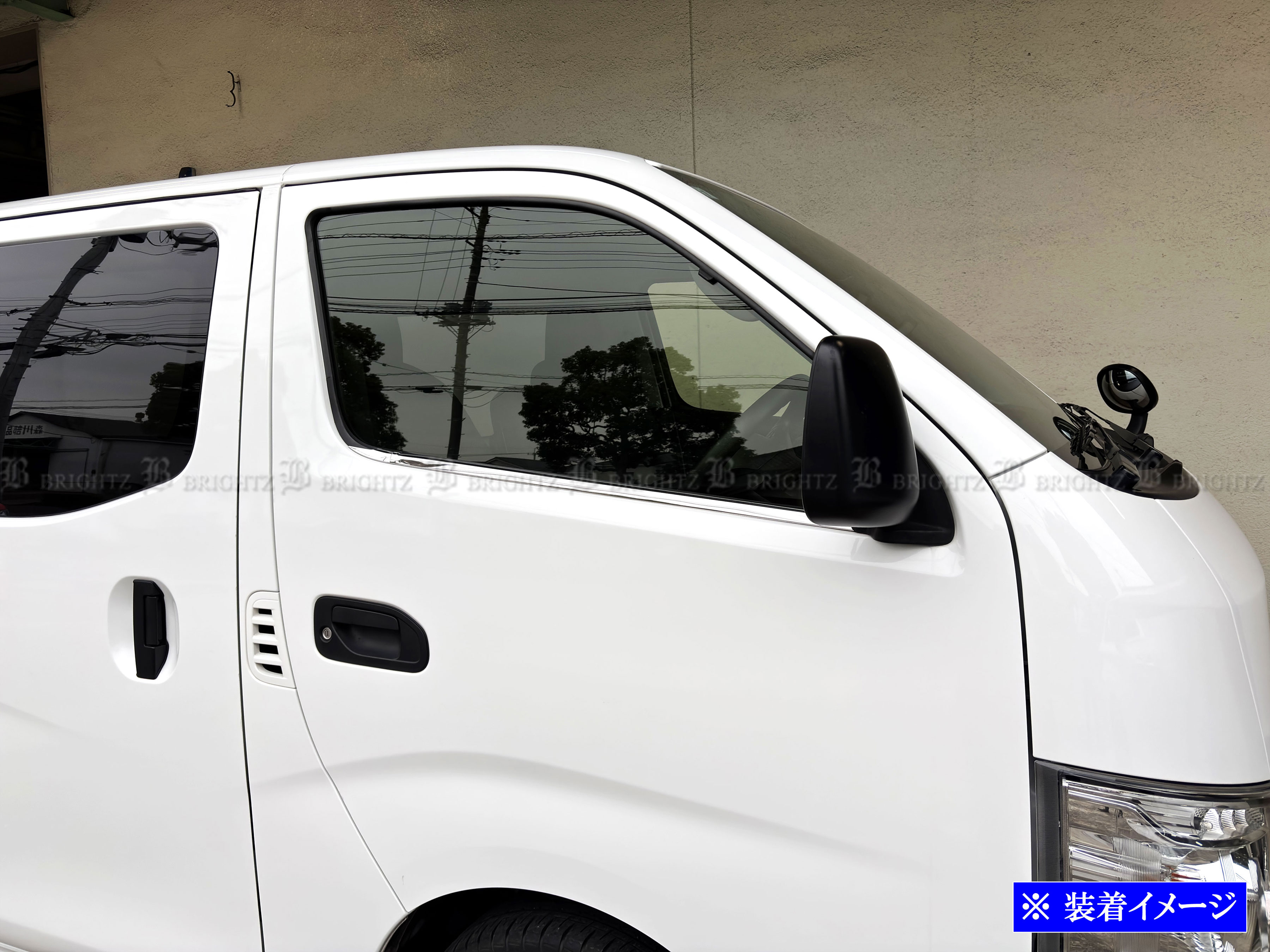 NV350キャラバン（バン） E26 超鏡面 ステンレス メッキ ウィンドウ