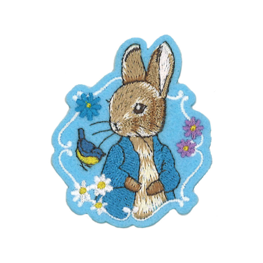 PETER RABBIT（TM） - ♥️未使用♥️ ピーターラビット お皿 ぬいぐるみ アイロンシール まとめ売り ピーターラビット TM 正方形皿【Kawaii】 | 子ども・キッズ食器