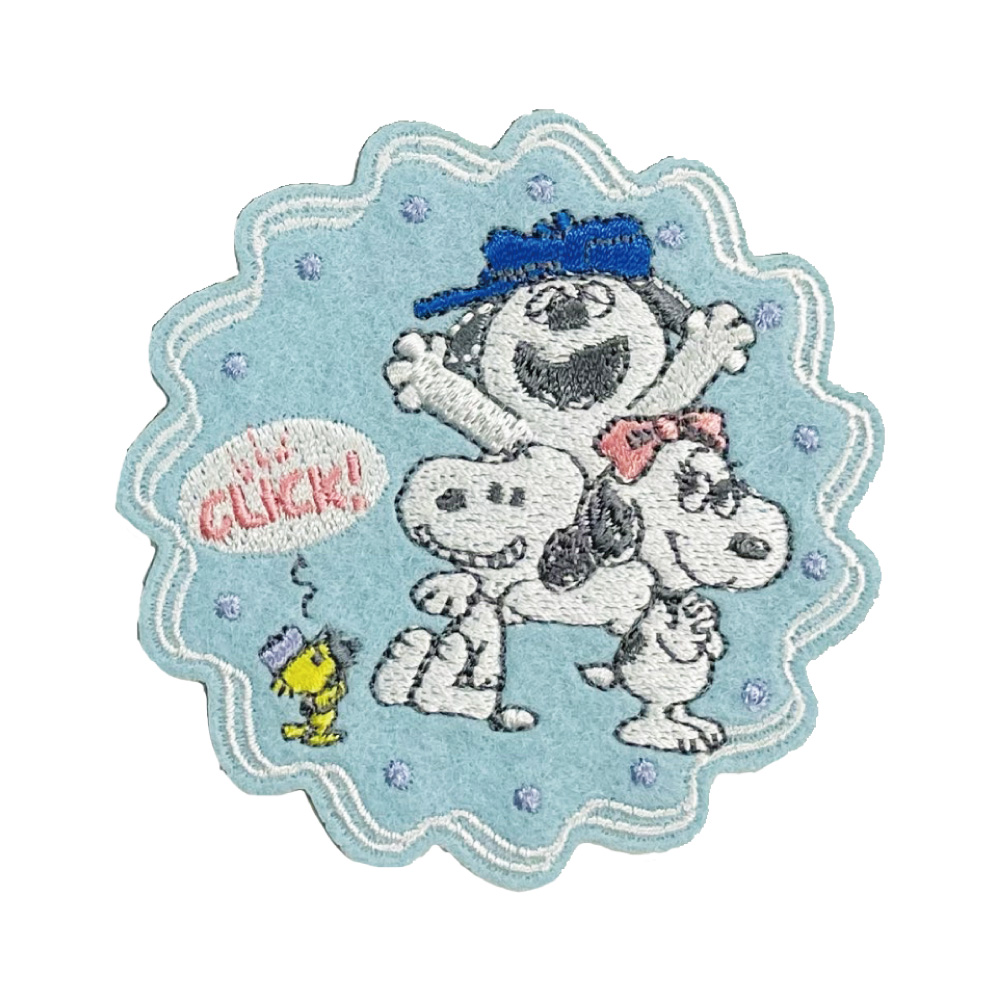 ワッペン SNOOPY スヌーピー PEANUTS ブラザーズ アイロン シール かわいい 刺繍 キャラクター グッズ プレゼント 服 :  s02y1966 : 名入れ入園グッズ通販・ブロドリー - 通販 - Yahoo!ショッピング