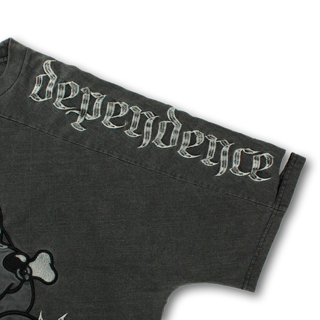 新品未使用 Gibous galfy ガルフィー 半袖Tシャツ スタッズダメージ 新品未使用 Gibous galfy ガルフィー 半袖Tシャツ スタッズダメージ