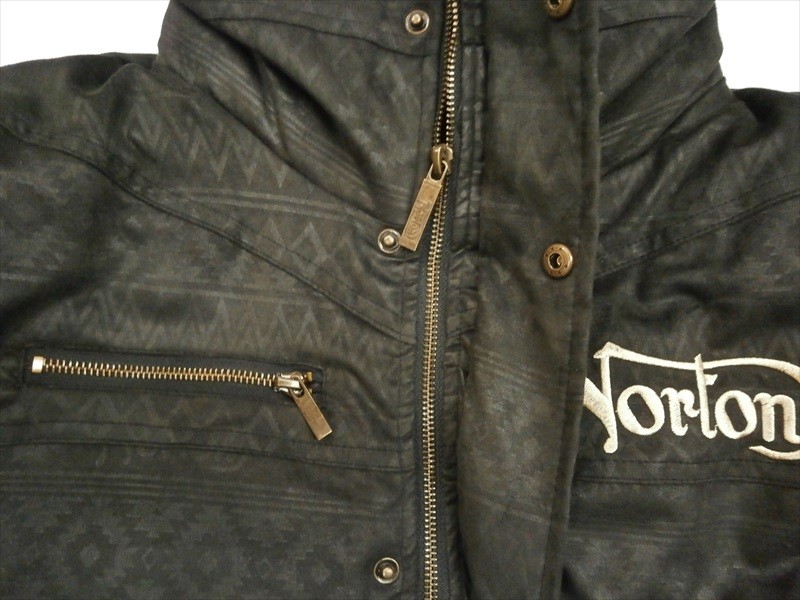 Norton ノートン ジャケット 173N1705 エスニック柄 ボリュームネック ポリスウェード ジャケット ブラック :173N1705
