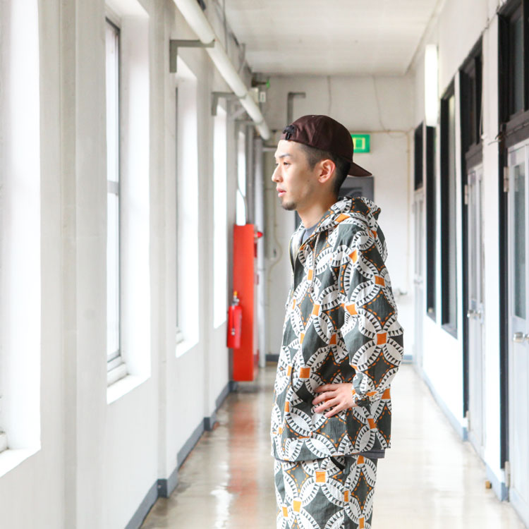 HAVE A GRATEFUL DAY（ハブアグレイトフルデイ） トップス ビーチ