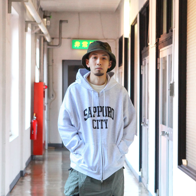 Natural Bicycle（ナチュラルバイシクル） トップス ジップパーカ