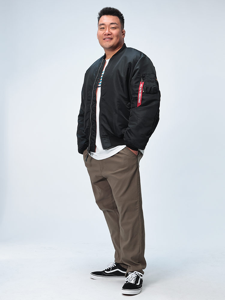 Alpha Industries（アルファ・インダストリーズ） MA-1 スタジャン