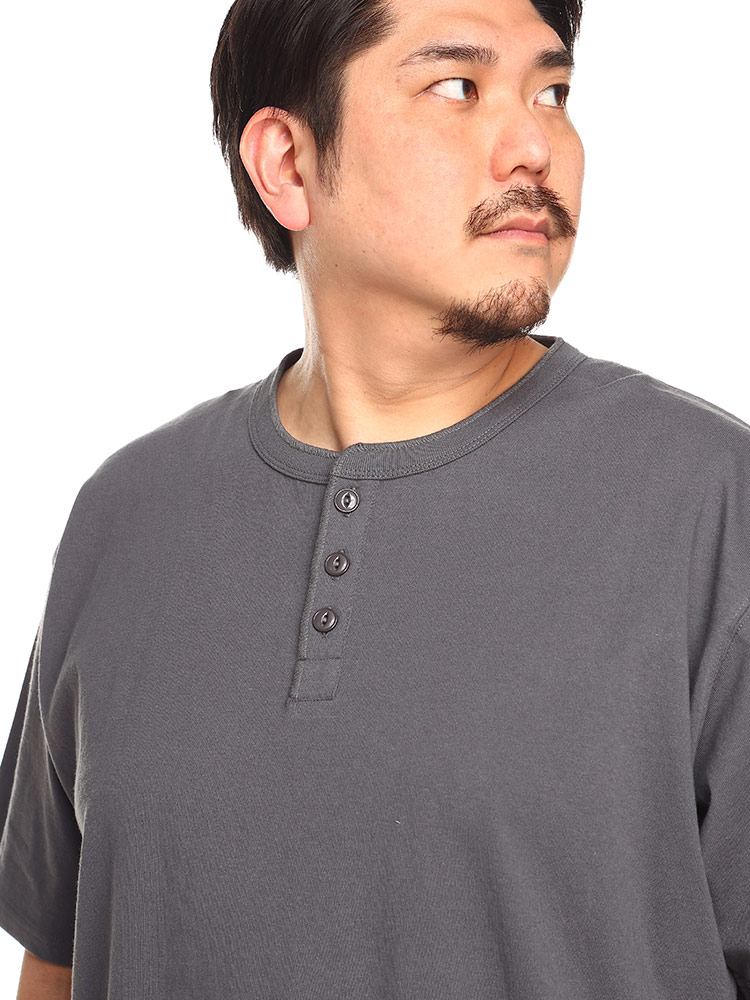 競売 B＆T 大きい ヘンリーネック ＋STRONG オールマイTシャツ CLUB トップス