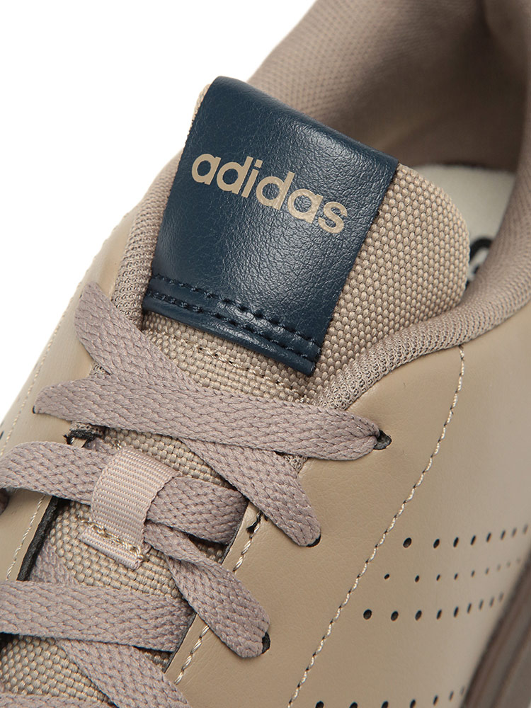 adidas（アディダス） ローカットスニーカー 大きいサイズ メンズ
