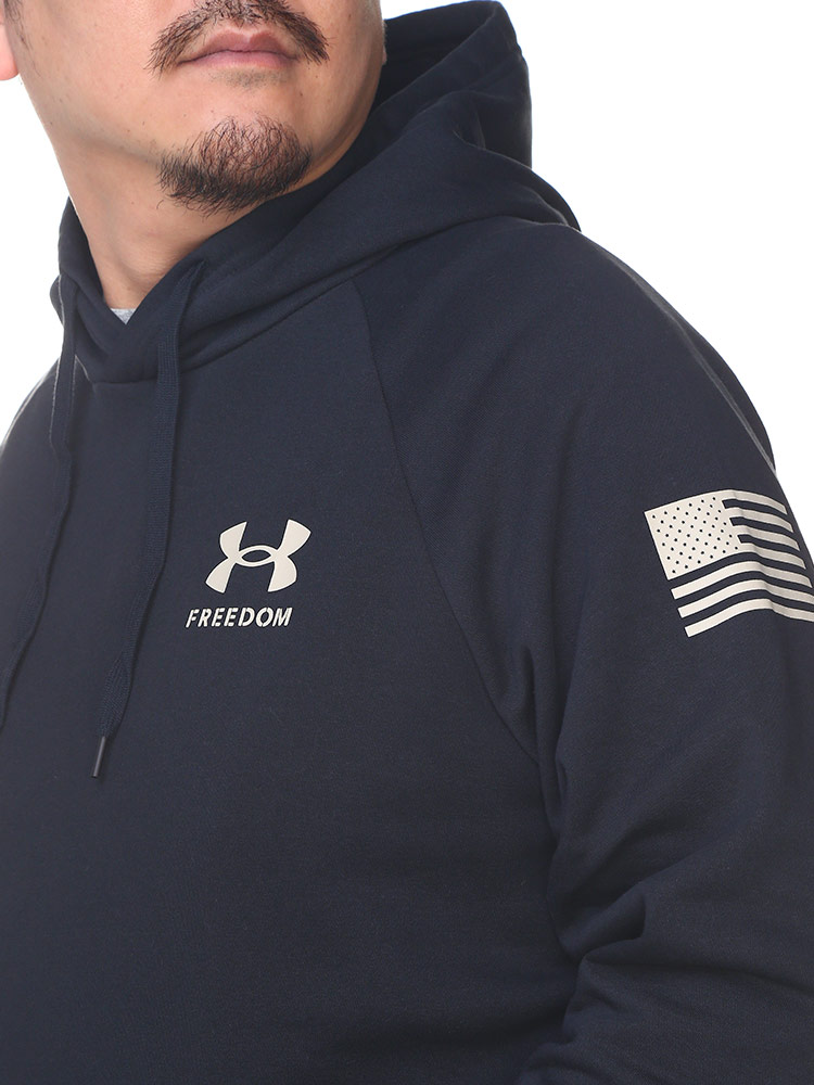 UNDER ARMOUR アンダーアーマー USA規格 パーカー 大きいサイズ