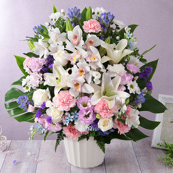 BunBunBee 最短翌日届け 14時まで 花 お供え 旬のおまかせアレンジLL