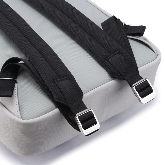 ウィーミー リュック 13L B4 PC収納 通勤 通学 薄マチ スリム 軽量