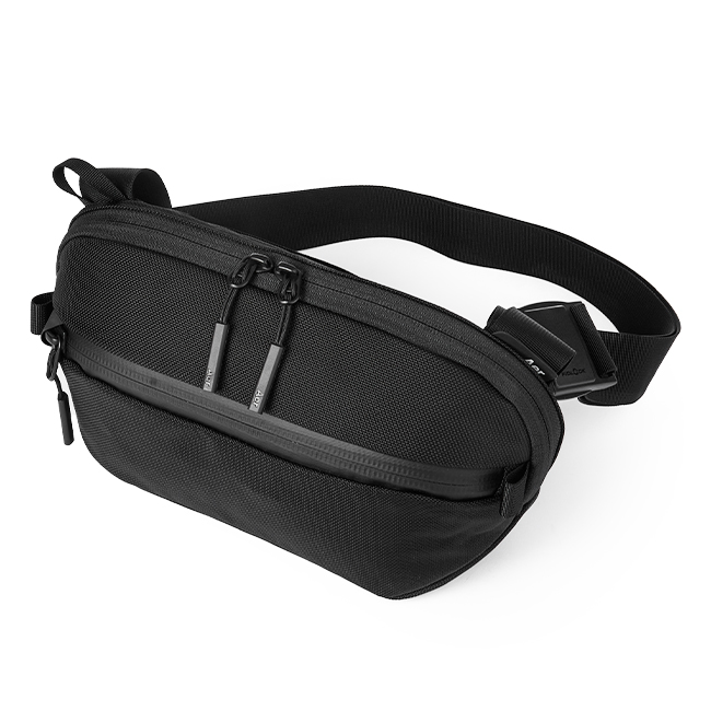 【極美品】Aer DAY SLING 3　 ボディバッグ 　 デイスリング 黒 Aer（エアー） Aer day sling 3 ボディバッグ ワンショルダーバッグ