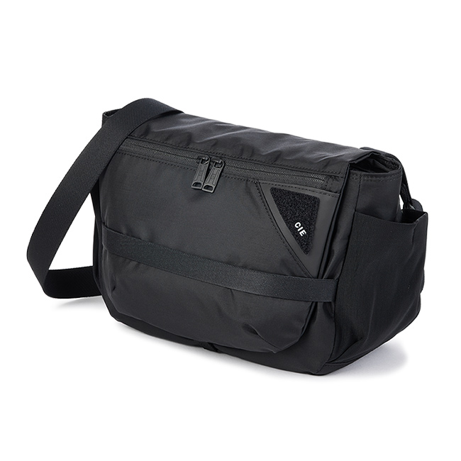 CIE（シー） フロウ ショルダーバッグ フラップ 軽量 撥水 防水 日本製