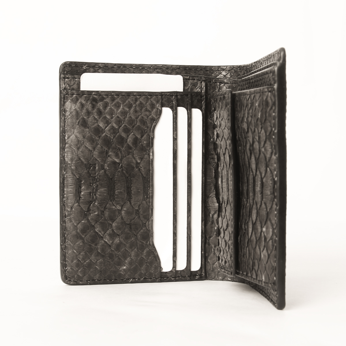 KUBERA 9981 クベラ ダイヤモンドパイソン 二つ折り財布 メンズ