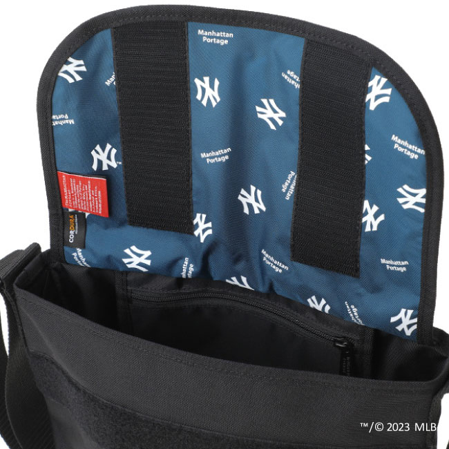 PANGEA メッセンジャーバッグ　メジャー　ヤンキース MLB Manhattan Portage（マンハッタンポーテージ） 限定品 ショルダー