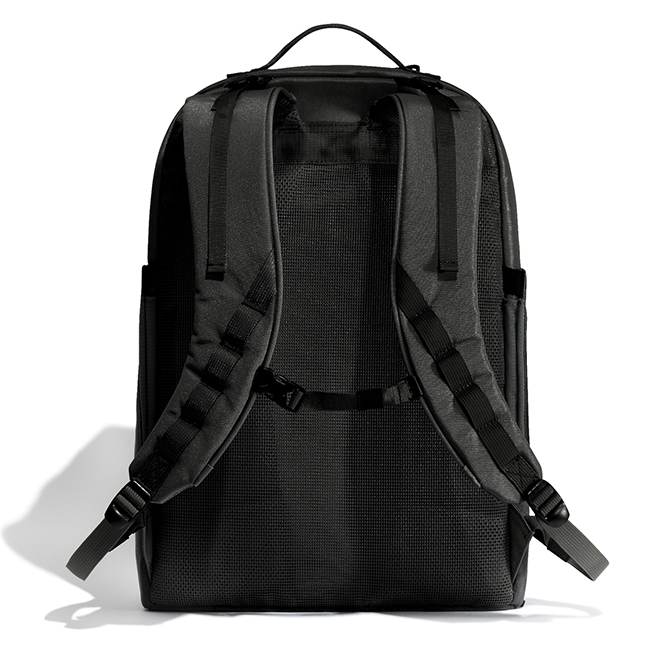 商品レビューで+5%｜アントラック リュック バックパック Sサイズ A4 PC収納 OUTDOOR/CE UNTRACK 60054 ブランド メンズ UNTRACK アントラック リュック バックパック Sサイズ A4 PC収納