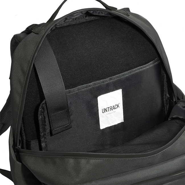 UNTRACK アントラック リュック バックパック Sサイズ A4 PC収納