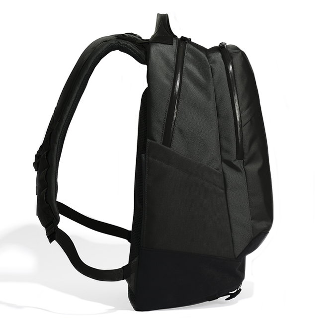 UNTRACK アントラック リュック バックパック Sサイズ A4 PC収納