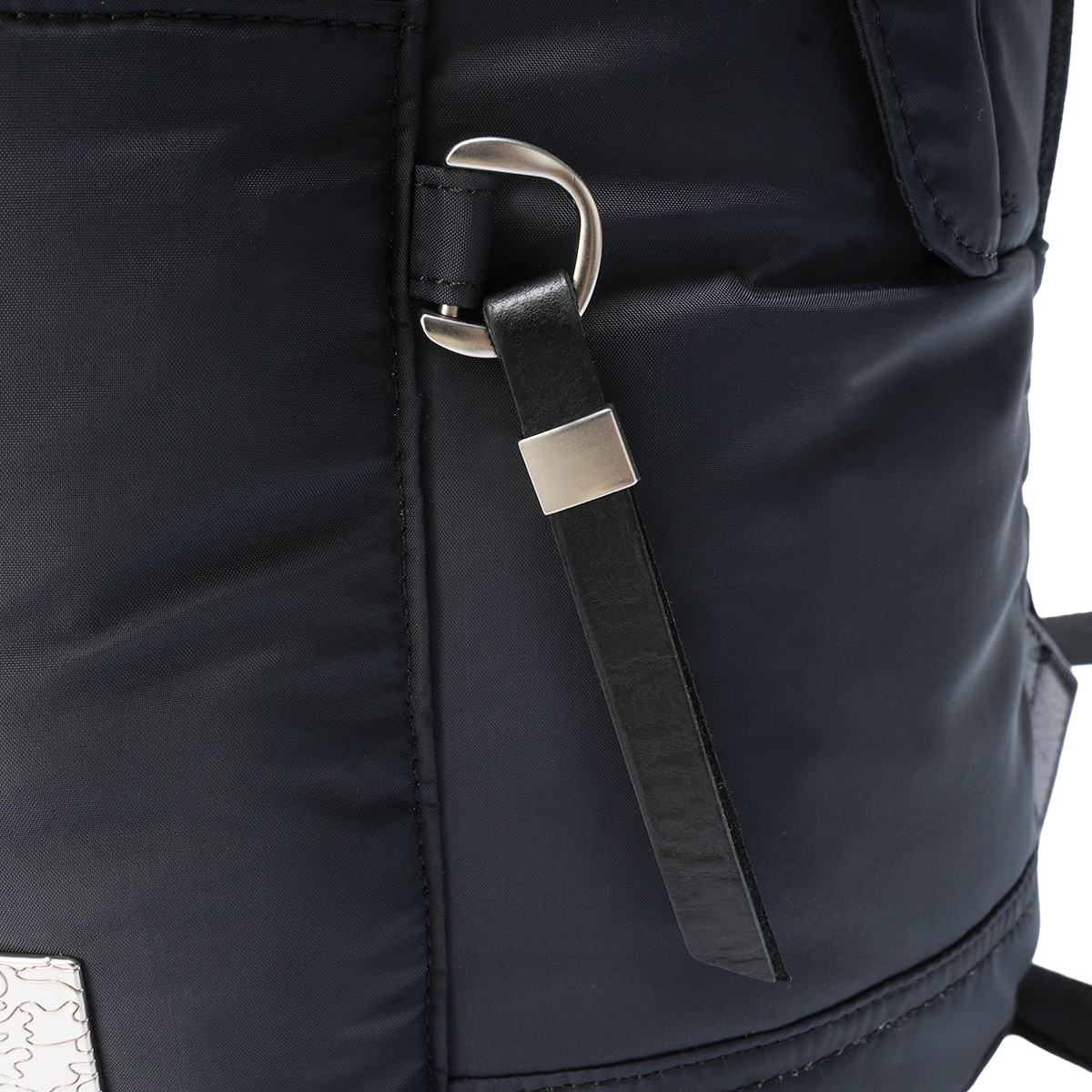 VOLUTTA（ヴォルッタ） スクード リュック デイバッグ B4 23L 軽量 撥