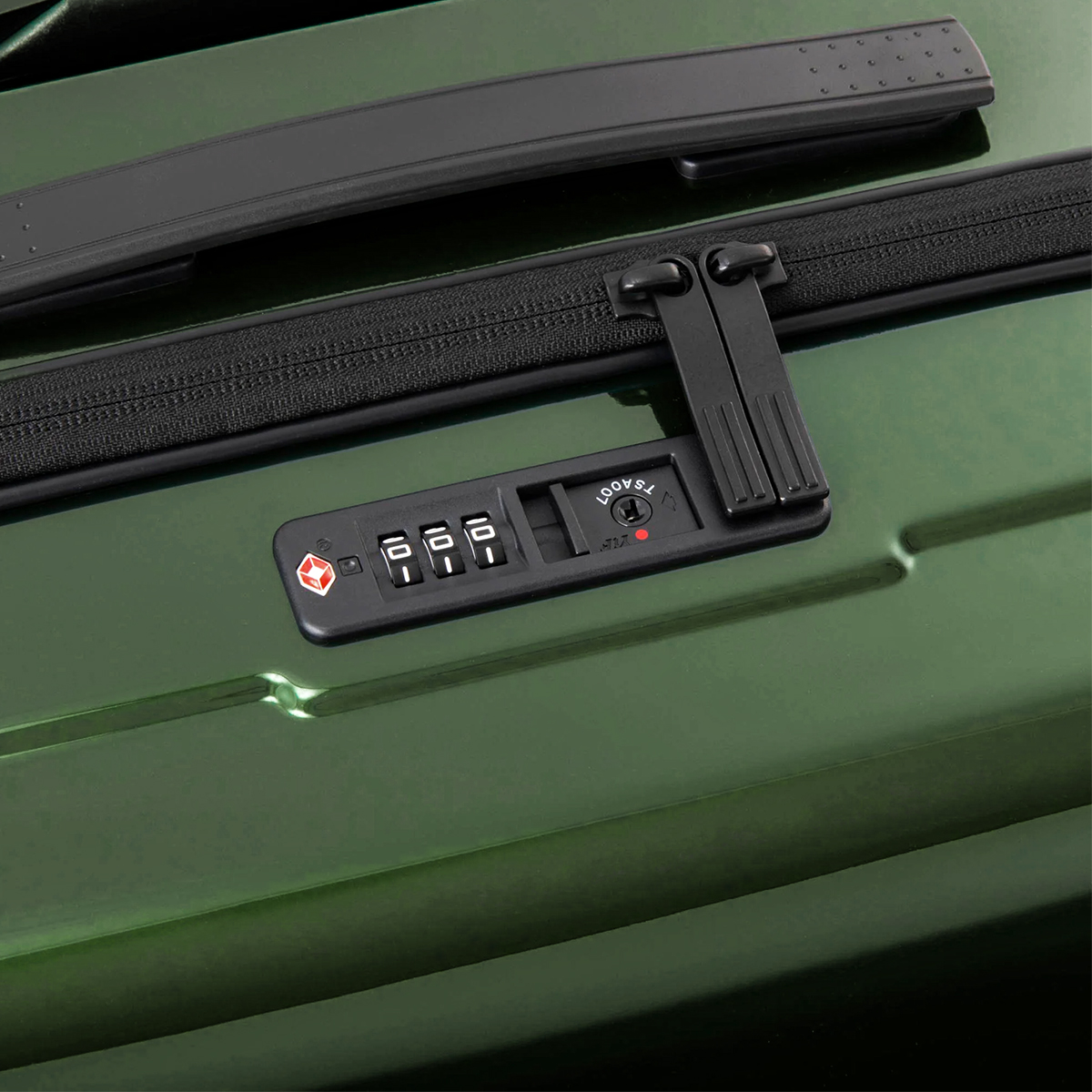 carry様 Amazon | [ゼロハリバートン] ZRP-ZX Carry-On 32L スーツケース
