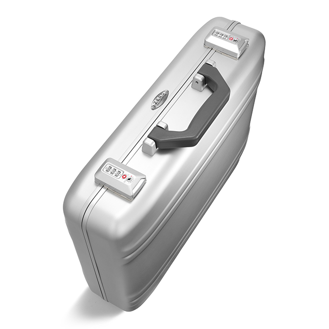 ZERO HALLIBURTON（ゼロハリバートン） アタッシュケース アルミケース