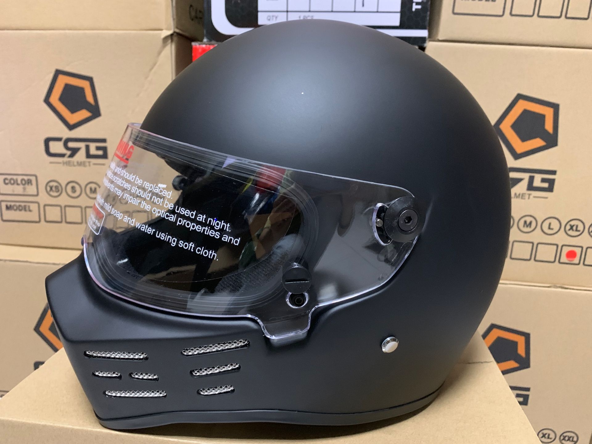 装飾用ヘルメット ガラス繊維 フルフェイスヘルメット ATV-8シリーズ