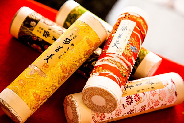 帯羊羹3本（小倉・抹茶・栗）セット 桐生金襴織物巻き 羊かん