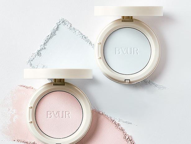 バイユア パウダー  byur プレストパウダー ノーセバム 01 ブルー モイスト 02 ピンク フェイスパウダー セラムフィット 保湿 韓国コスメ