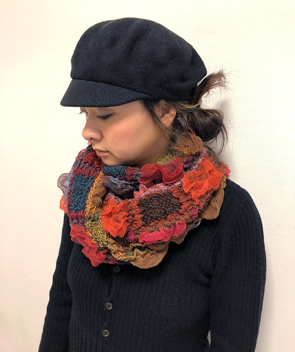 マフラー オレンジベースのマルチカラー 個性的 スヌード