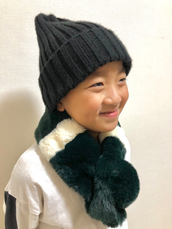 マフラー 可愛さとスポーツミックスを両どり☆ラインが入ったデザイン