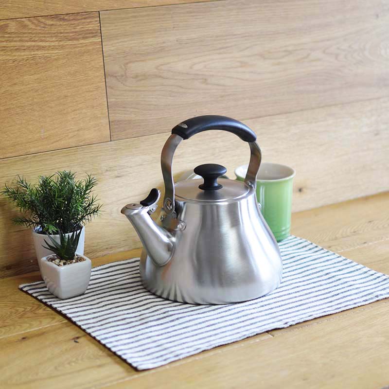 ヤカン おしゃれ オクソ クラシック ティーケトル ステンレス 1.6L OXO Good Grips Classic Tea Kettle, Bru  :2001455:カリフォルニアキッチンマーケット - 通販 - Yahoo!ショッピング