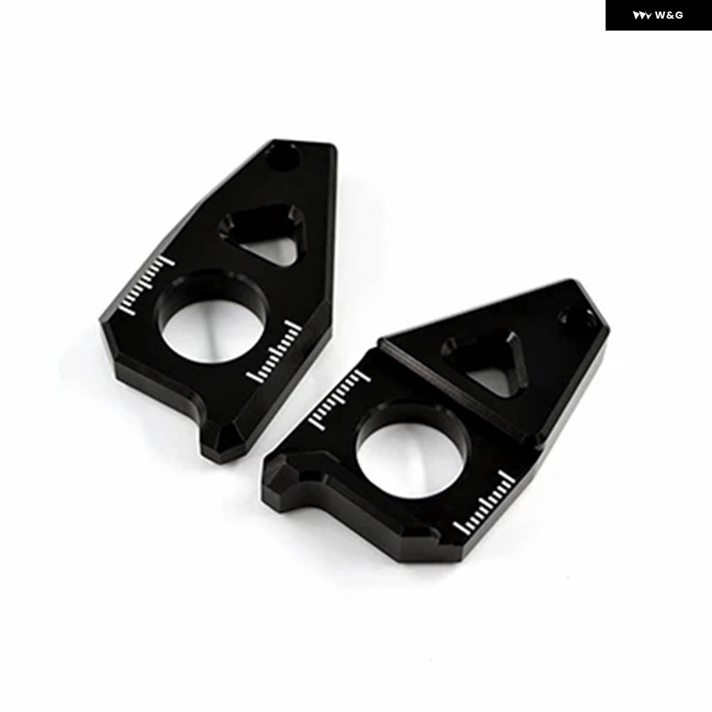 並行輸入品CNCリアアクスルスピンドル チェーン アジャスターブロック ヤマハ T-MAX 530 500 FZ8 FZ1 T MAXの画像