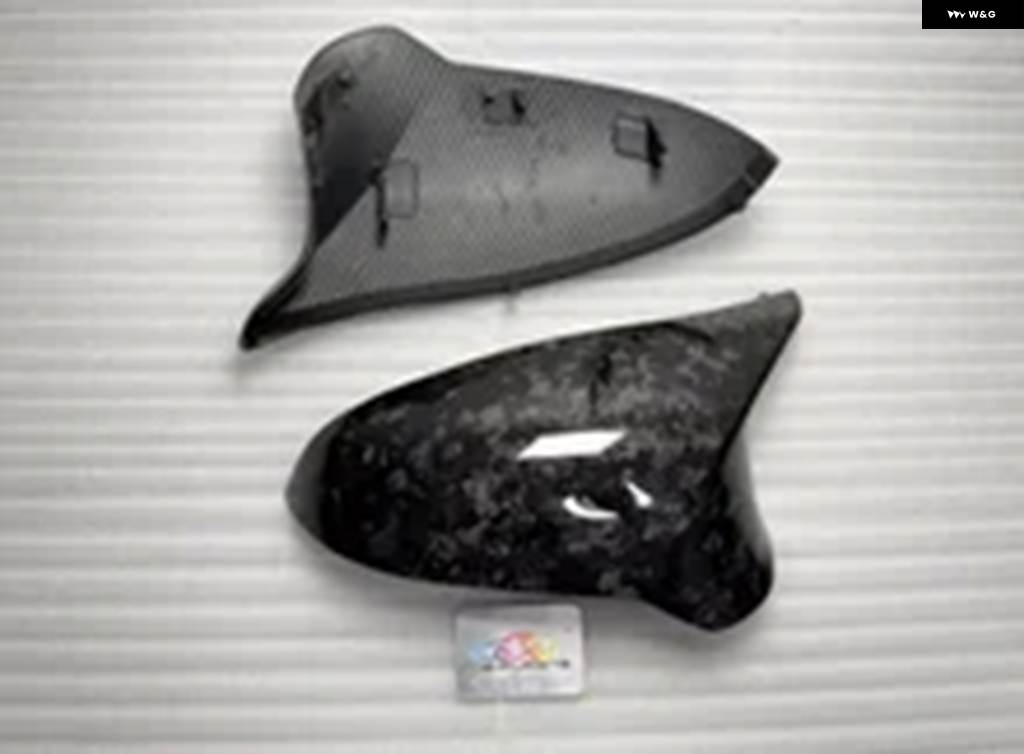 並行輸入品 2014-18 / ドライ/GED/ABS+カーボン BMW M3 M4 F80 F82 F83 F87 M2C サイドミラー カバー 専用 右ハンドルの画像