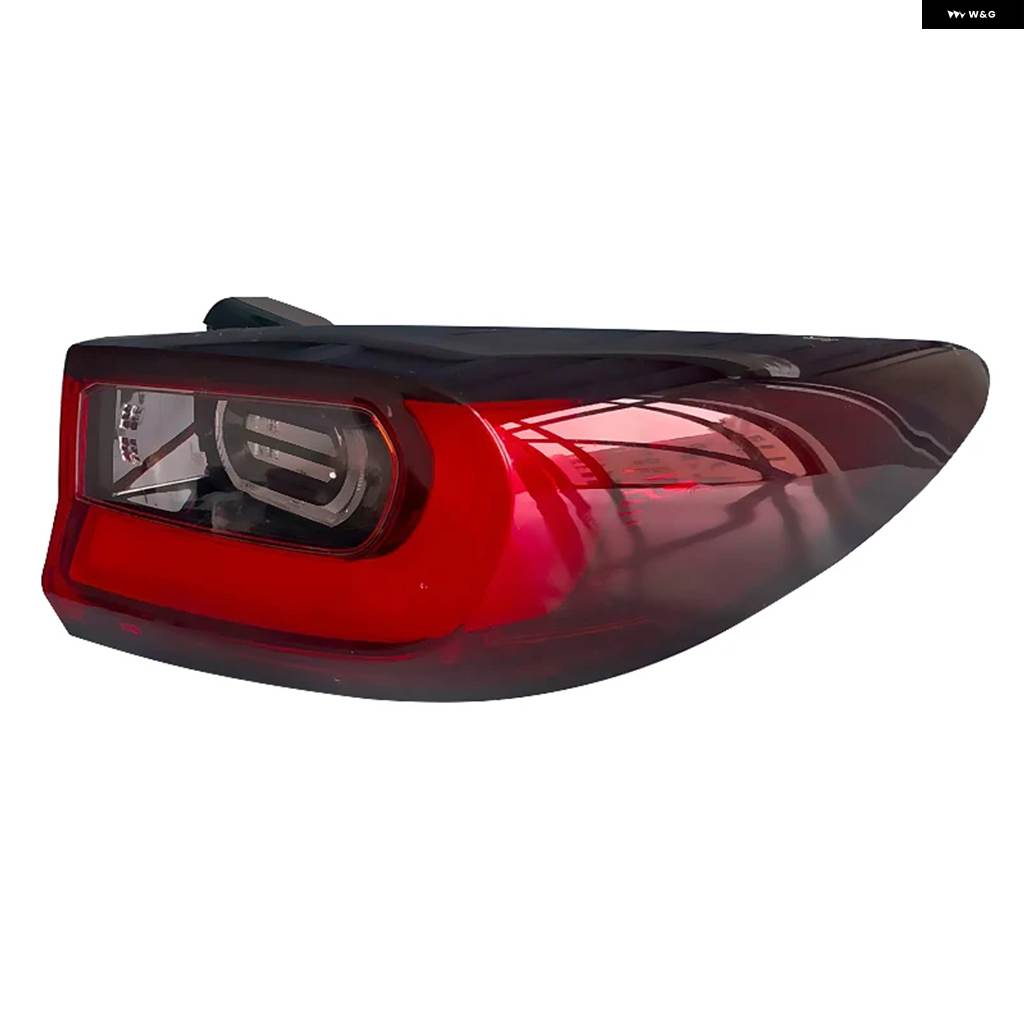 60%off　きれい　自動点灯尾灯付き 並行輸入品マツダ CX-60 2024 2025 LED リア テールライト カー