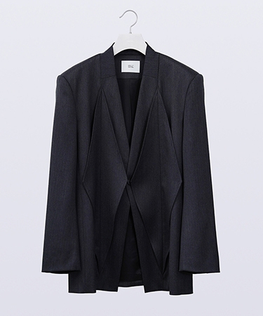 【HATRA(ハトラ)】Dia Tailored Jacket ジャケット(OU02-25fw)の画像