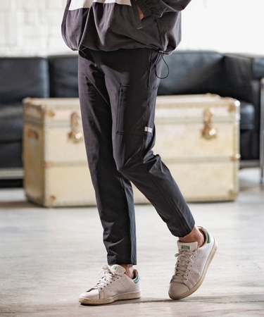 felkod（フィルコッド） 【】One Side Cargo Easy Pants カーゴパンツ