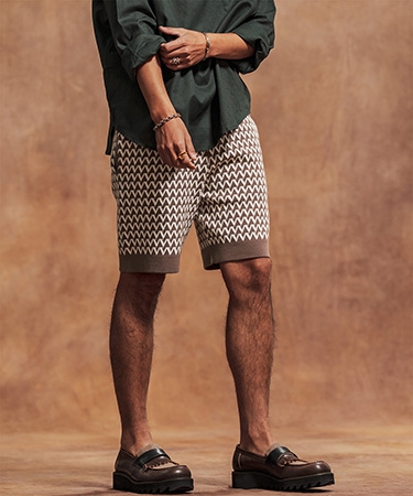 Jih Nunc(ジーヌンク)】総柄ジャガードニットショートパンツ