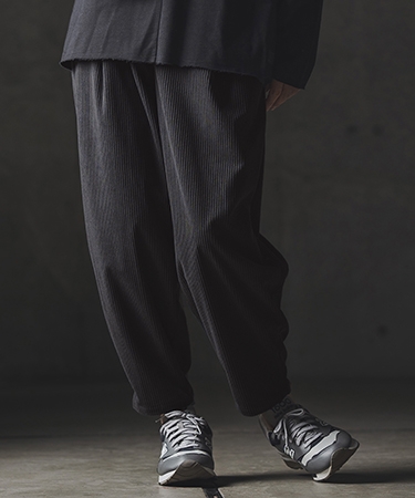 【GLIMCLAP(グリムクラップ)】Balloon wide pants-Wide-wale corduroy fabric- バルーンパンツ(19-005-gla-cf) | GLIMCLAP | 02